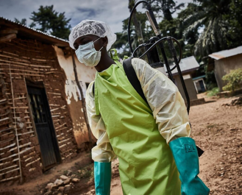 A healthcare worker at a Save the Children-supported health facility during the Ebola outbreak (DRC). Image credit: Hugh Kinsella Cunningham / Save the Children