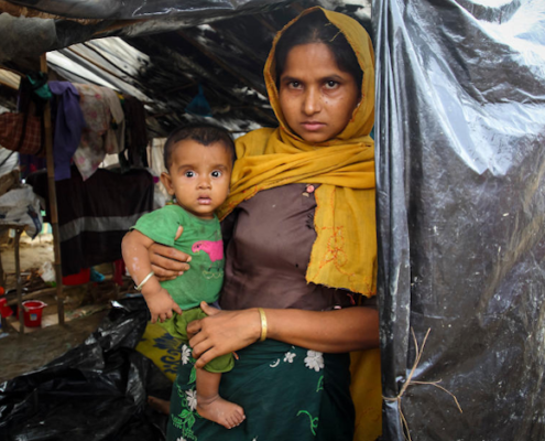 Noor* with her son Hssain*, two and a half years-old (Cox's Bazar, Bangladesh). Image credit: GMB Akash / Panos Pictures / Save the Children