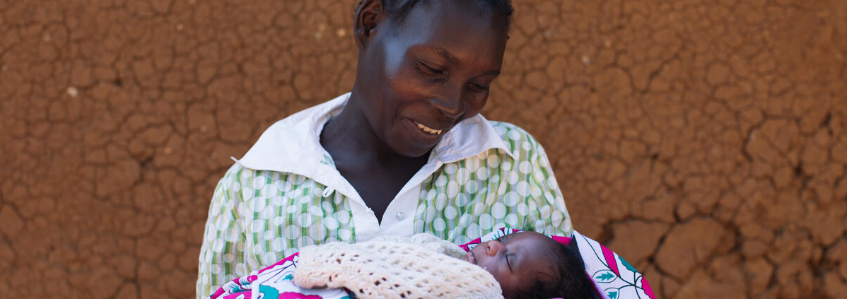 READY Guidance: Maternal and Newborn Health cover image: Trizer, three days old, with her mother Metrine outside their home in Bungoma, Kenya. Image credit: Sarah Waiswa / Save the Children