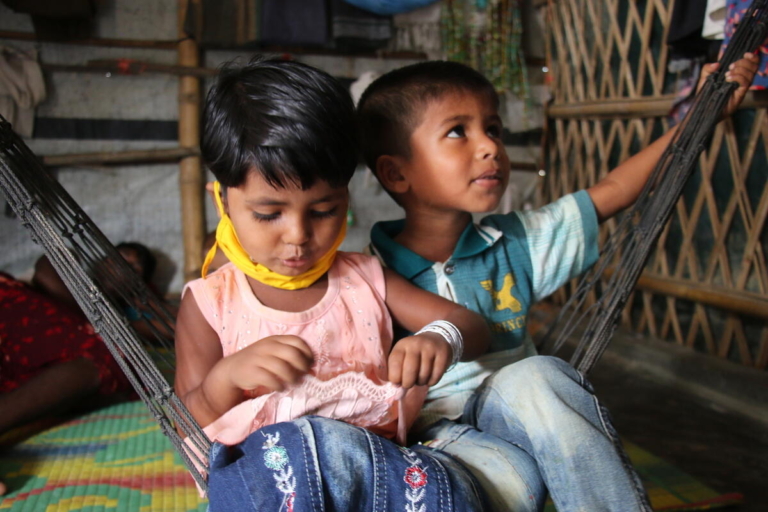 CH1485015_Jahangir (6) and Sifatara (3) access medical care with their mother Modina (24) at Save the Children's health centre in Cox's Bazar